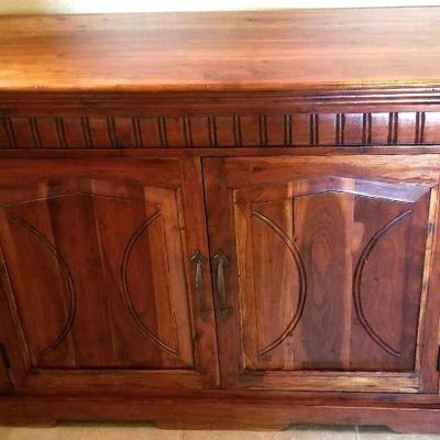 Beautiful wood wine cabinet