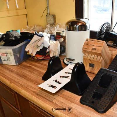 556 laundry room