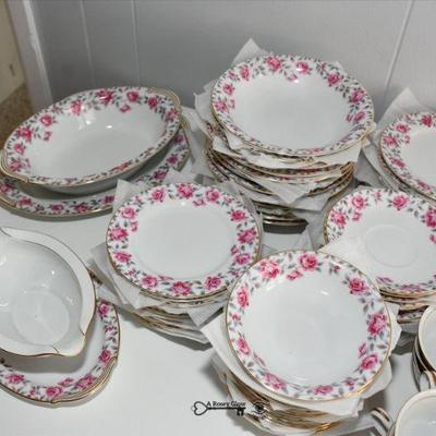 208 dining room