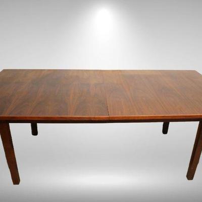 Mid-Century Modern Rosewood dining table