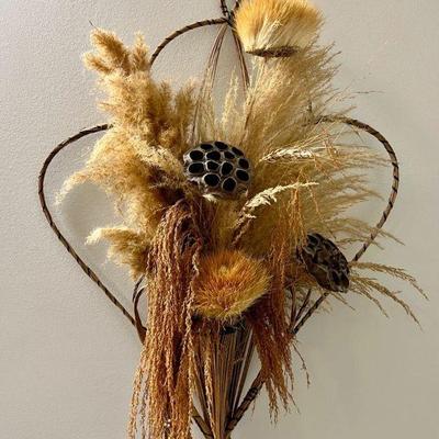 Dry floral decor