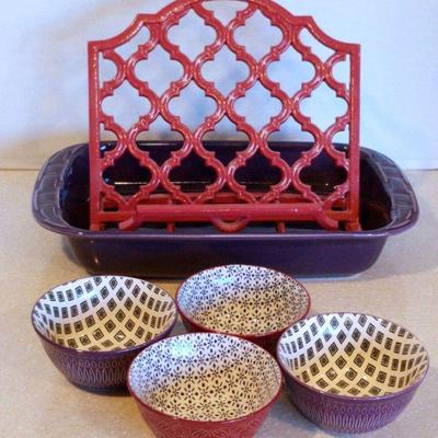 Longaberger casserole enameled book stand