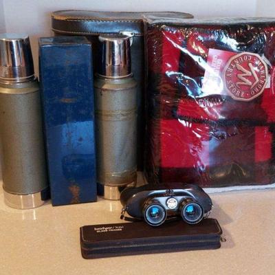 Vintage plaid blanket thermos set, binoculars & kershaw blade trader