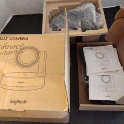 Logitech rally camera
