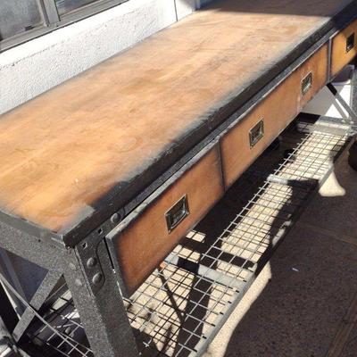 Duramax metal hard wood top rolling workbench