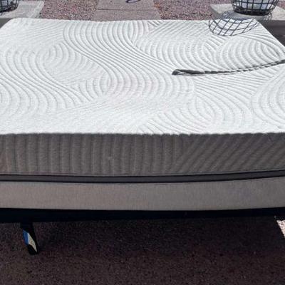 Sleep number i10 king bed