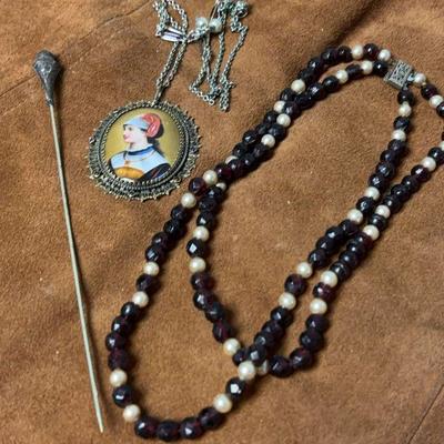 Garnet cultured pearl necklace, hand painted pendant & hat pin