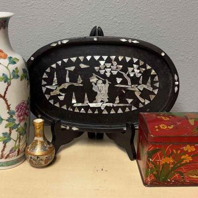 Small satsuma vase other asian decor