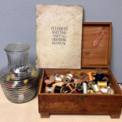 Vintage buttons thread & fleisher's knitting & crocheting manual
