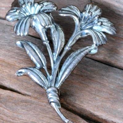 Danecraft sterling brooch
