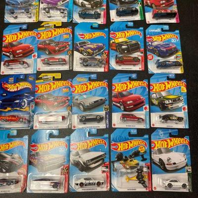 HOT WHEELS DIECAST