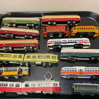 HO SCALE STREETCARS