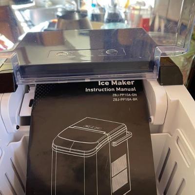 Ice maker  new 