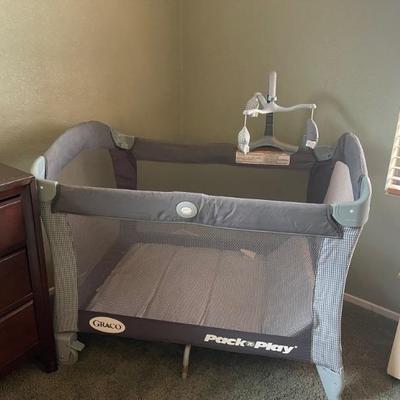 Used pack n play 