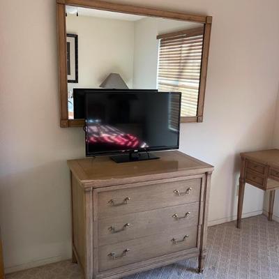 Mcm dresser 