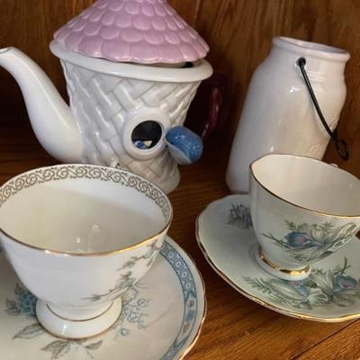 Tea cups 