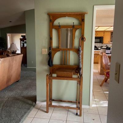 Entry piece 
