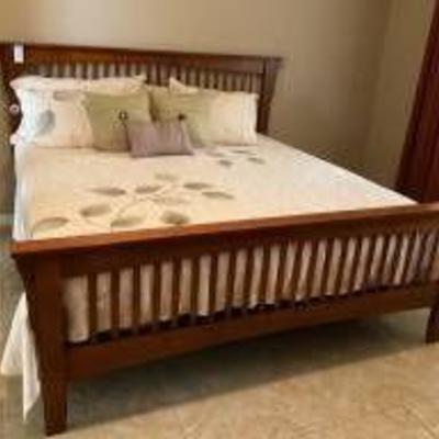 Arts & Crafts Style King Bed