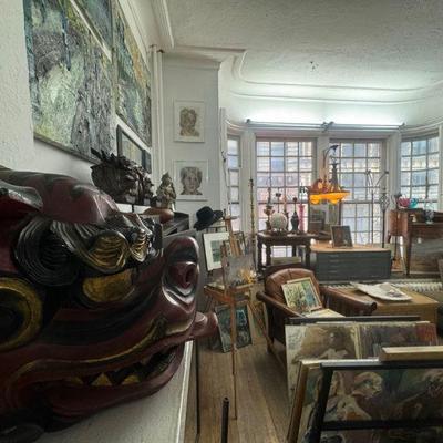 Estate sale photo