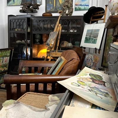 Estate sale photo