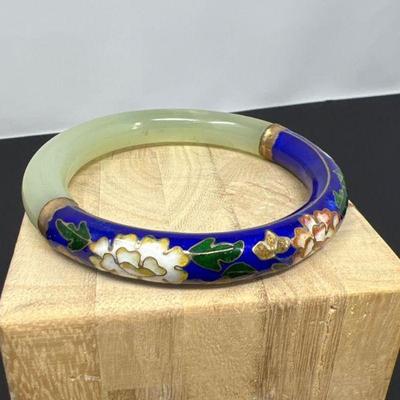 29Vintage Chinese Jade & Cloisonné Bangle Bracelet