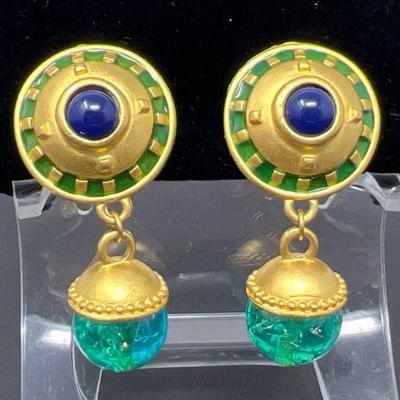 15 Leslie Block Vintage Acorn Earrings
