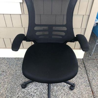 38 Belnick Ergonomic Mesh Office Chair