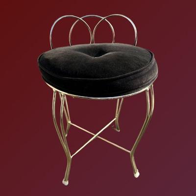 95 Mid Century Vanity Chair	