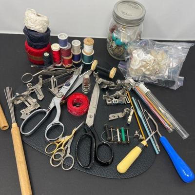 80 Sewer’s Essentials & Extras