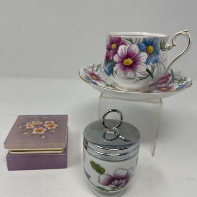 104 Royal Albert Tea Cup & Saucer	