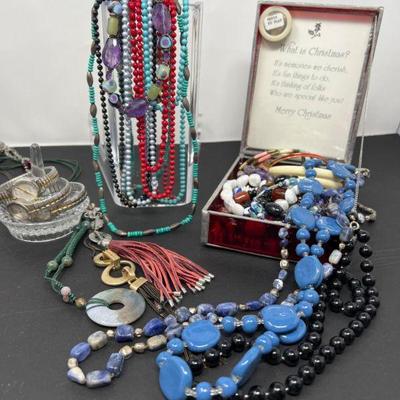 34 Vintage Costume Jewelry Variety - 1970-80s