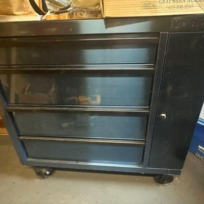 Kobalt rolling tool box cabinet