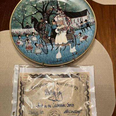 Collectable plate