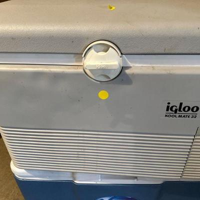 Igloo thermoelectric cooler