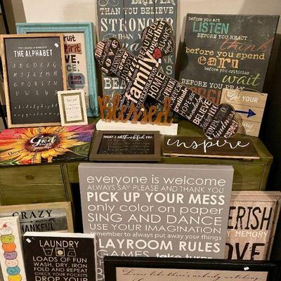 Lot 029-GAR: Word Art