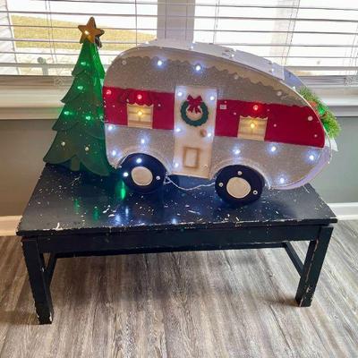 Lot 010-LR: Christmas Light-Up Travel Trailer Décor and Bench