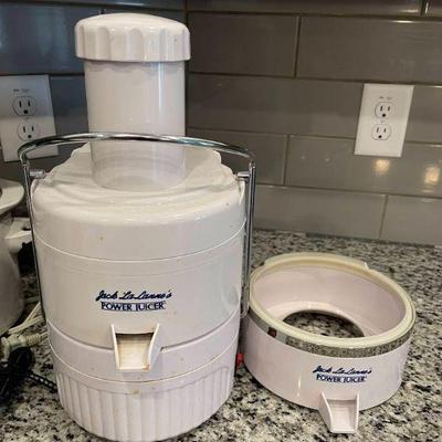 Lot 059-KIT: Jack LaLanne’s Power Juicer