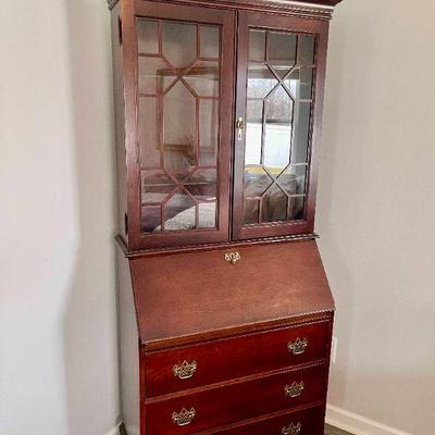 Lot 013-MBR: Vintage Jasper Cabinet Co. Secretary Desk and Cabinet