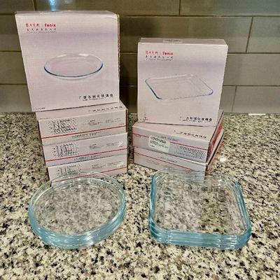 Lot 027-KIT: Glass Pie and Salad Plates