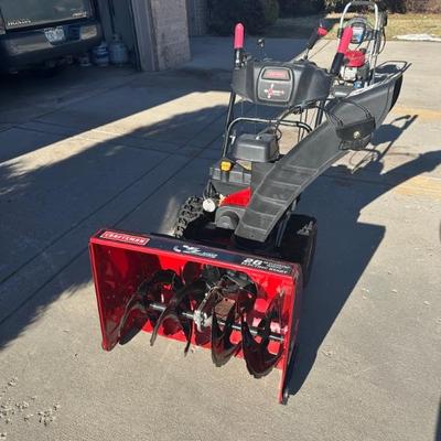 Craftsman 28" two-stage Snowblower