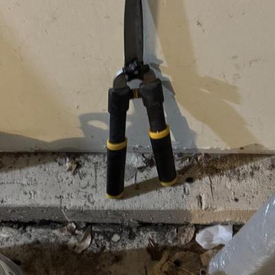 Bush trimmers 14”