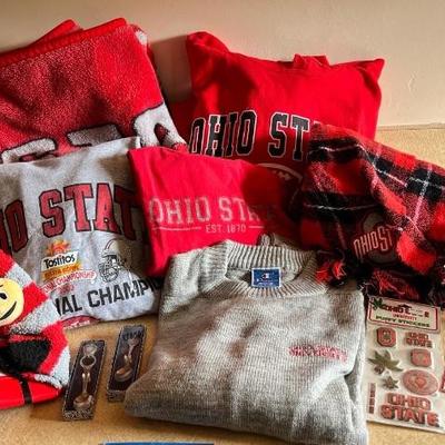 https://ctbids.com/estate-sale/34051/item/3810707/Even-More-Vintage-Ohio-State