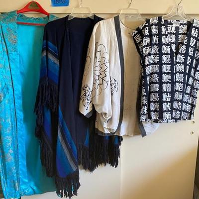 https://ctbids.com/estate-sale/34051/item/3806582/Lot-Of-Vintage-Japanese-Clothing