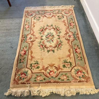 Art Deco Floral Area Rug | Art deco floral patterned area rug with fringed edges. - w. 48 x l. 82 in

