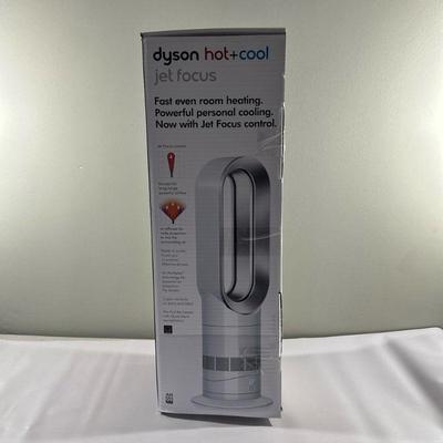 Dyson Bladeless Heater/Fan | Dyson "Hot+Cool Jet Focus" is a blade-less heater in winter and fan in summer. - h. 25 x w. 8 in


