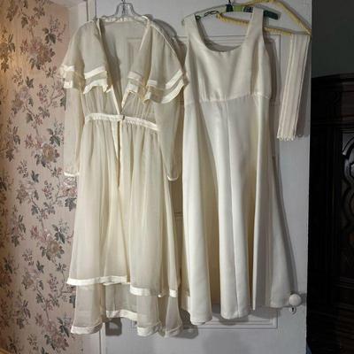 Ivory Gown With Belt | Vintage ivory silk/satin ladies' gown with belt. Size: No size listed. Measurements: Jacket Waist = 14"W...