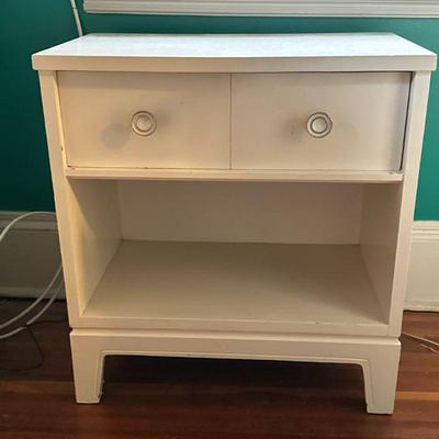 (2pc) White Bedside Tables/Nightstands | Pair of white painted bedside tables/nightstands with drawer and lower cubby. - h. 24 x w. 22.5...