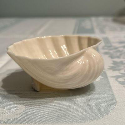 Belleek Shell Trinket Dish | Vintage Belleek glazed ceramic footed shell-shaped trinket dish. - h. 1.75 x w. 4 in

