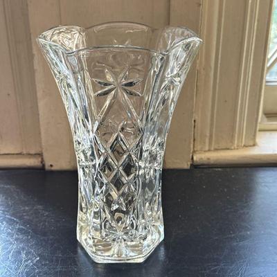 Anchor Hocking Vase | Vintage Early American Prescut (EAPC) pressed glass vase by Anchor Hocking featuring "Star of David"...
