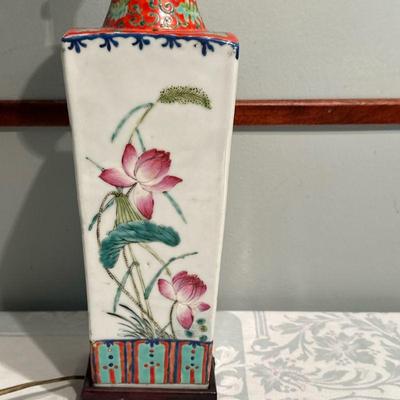 Chinese Style Table Lamp | Chinese Famille Rose style hand-painted ceramic table lamp. - h. 23.5 x w. 4.5 in

